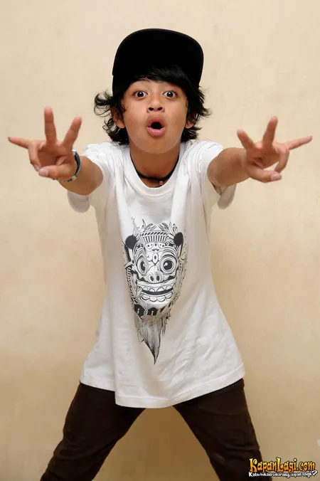 Foto Bastian Steel