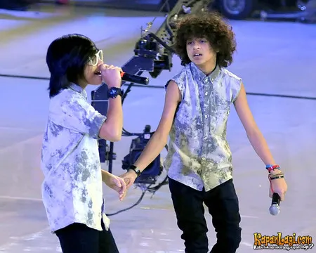Foto Bastian Steel