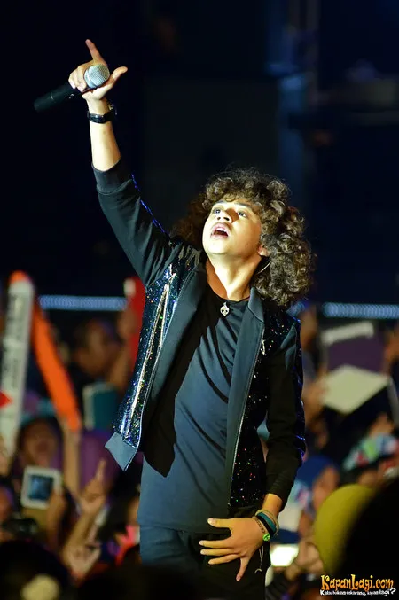Foto Bastian Steel