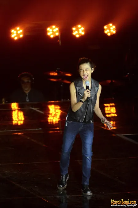Foto Bastian Steel