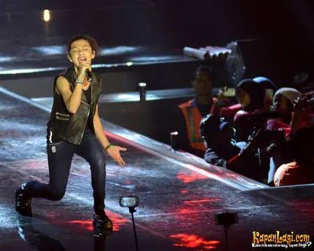Foto Bastian Steel