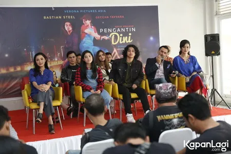 Foto Bastian Steel