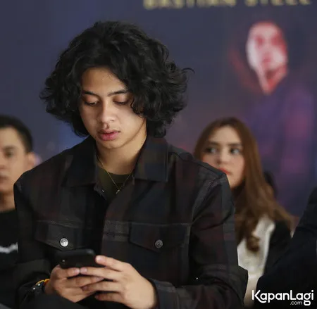 Foto Bastian Steel