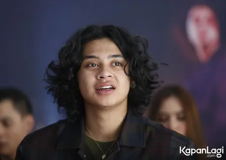 Foto Bastian Steel