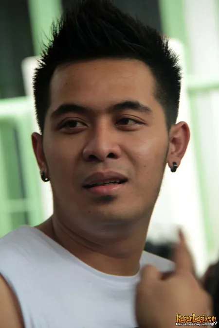 Foto Bian D Bagindas