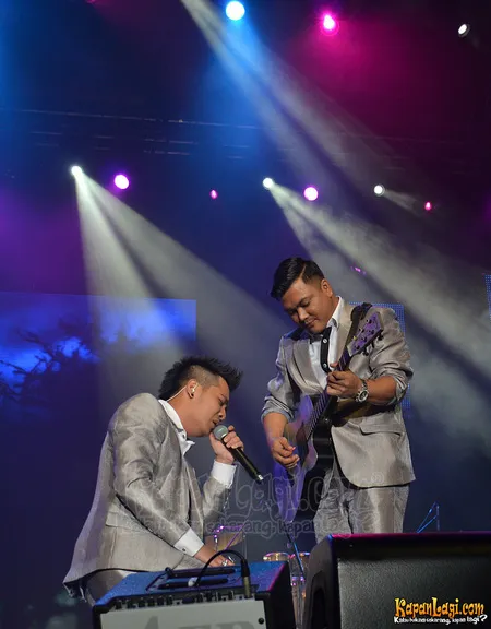 Foto Bian D Bagindas