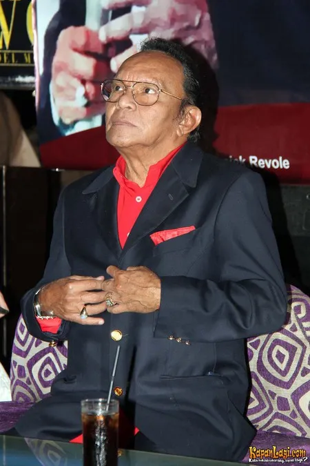 Foto Bob Tutupoli