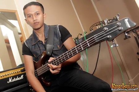 Foto Boimk Eighteen Plus Band