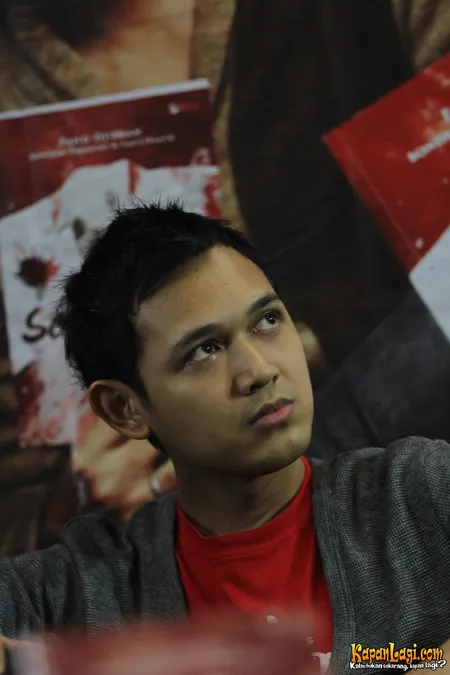 Foto Bondan Prakoso feat Fade2Black
