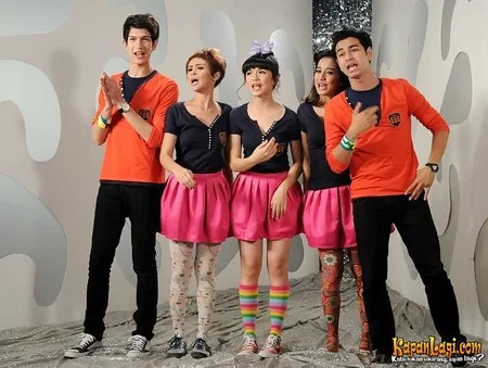 Foto Bukan Bintang Biasa