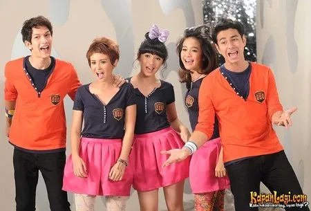 Foto Bukan Bintang Biasa