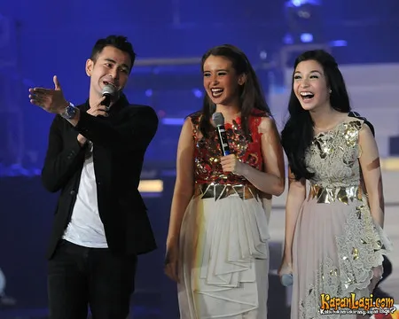 Foto Bukan Bintang Biasa