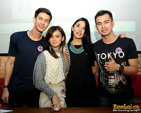 Foto Bukan Bintang Biasa