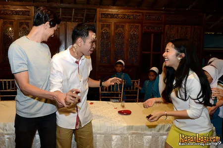 Foto Bukan Bintang Biasa