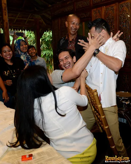 Foto Bukan Bintang Biasa