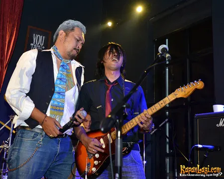 Foto Bunga Band
