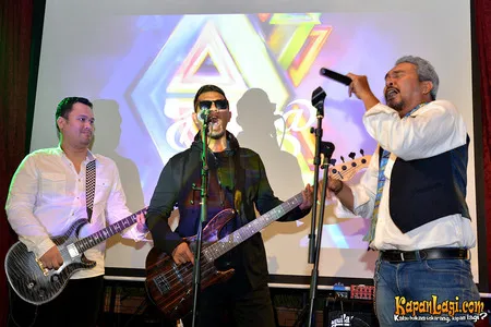 Foto Bunga Band