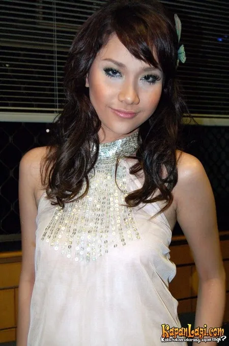 Foto Bunga Citra Lestari