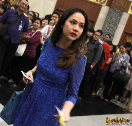 Foto Bunga Citra Lestari