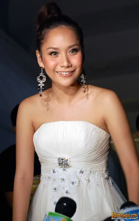 Foto Bunga Citra Lestari