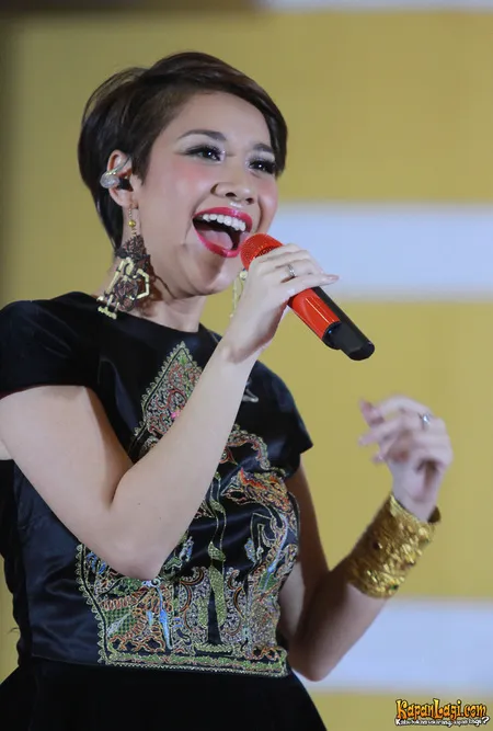 Foto Bunga Citra Lestari