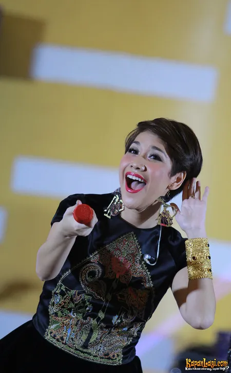 Foto Bunga Citra Lestari