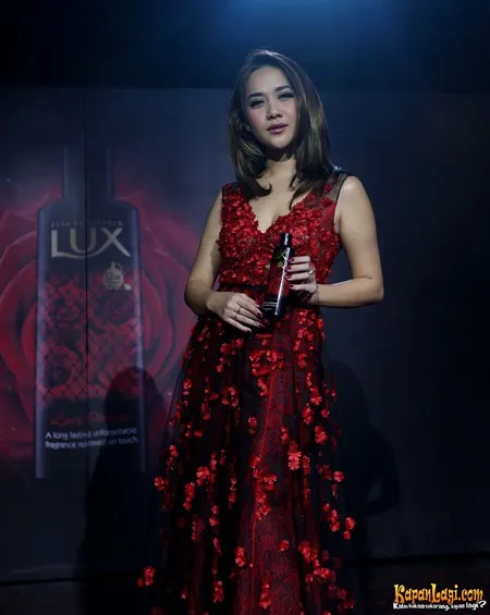 Foto Bunga Citra Lestari