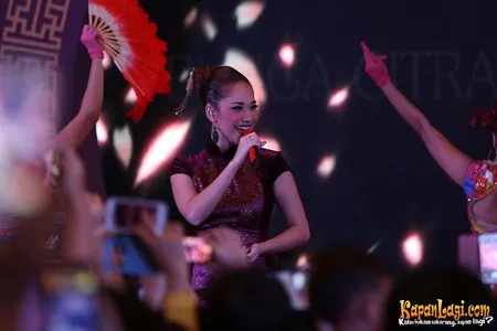 Foto Bunga Citra Lestari