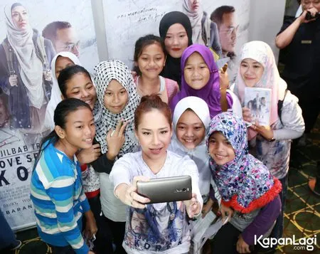 Foto Bunga Citra Lestari