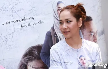 Foto Bunga Citra Lestari
