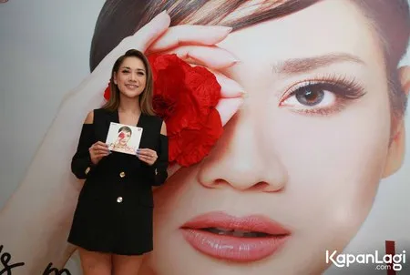 Foto Bunga Citra Lestari