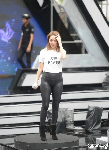 Foto Bunga Citra Lestari