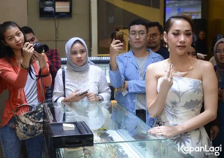 Foto Bunga Citra Lestari