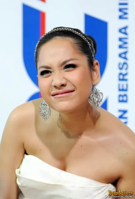 Foto Bunga Citra Lestari