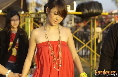 Foto Bunga Citra Lestari