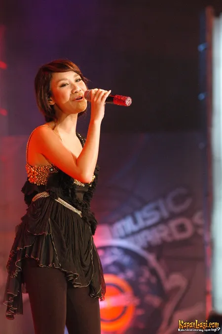 Foto Bunga Citra Lestari