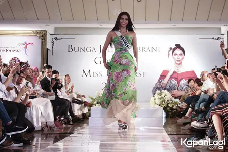 Foto Bunga Jelita Ibrani