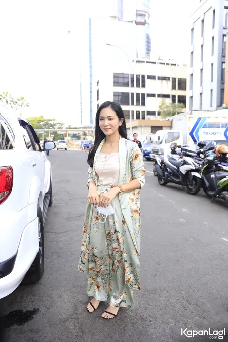 Foto Bunga Zainal