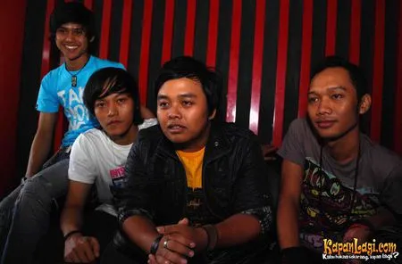 Foto Calistha Band