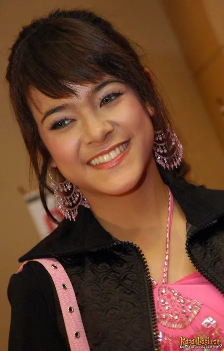 Foto Cantika Atmanegara