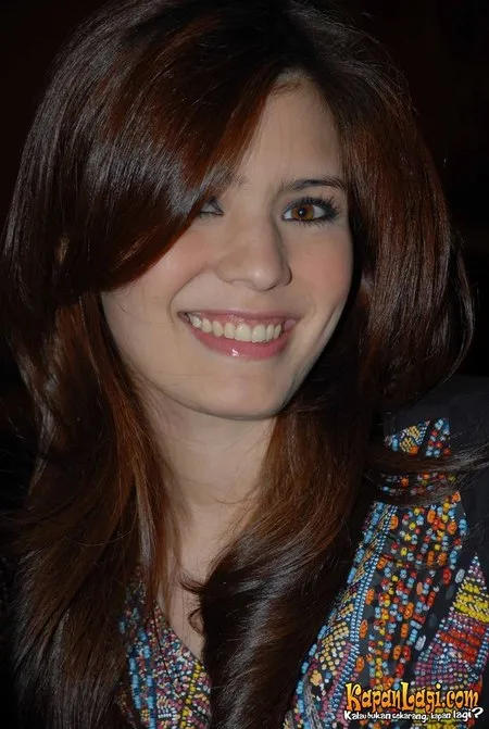 Foto Carissa Putri
