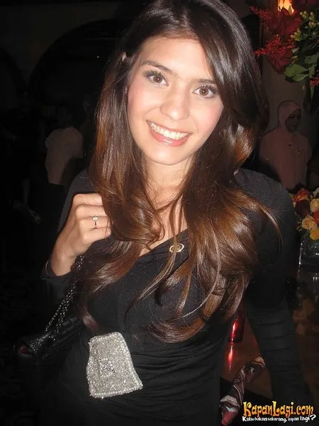 Foto Carissa Putri