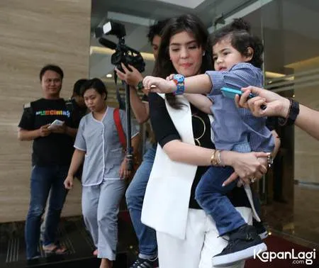 Foto Carissa Putri