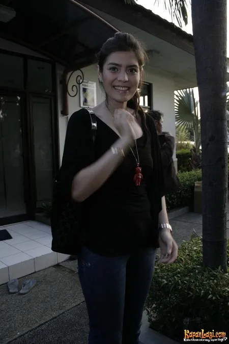 Foto Carissa Putri