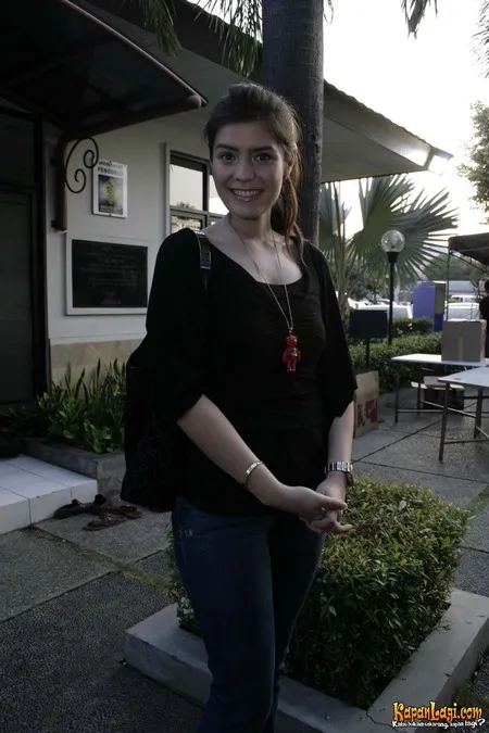 Foto Carissa Putri
