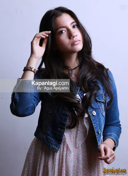 Foto Cassandra Sheryl Lee