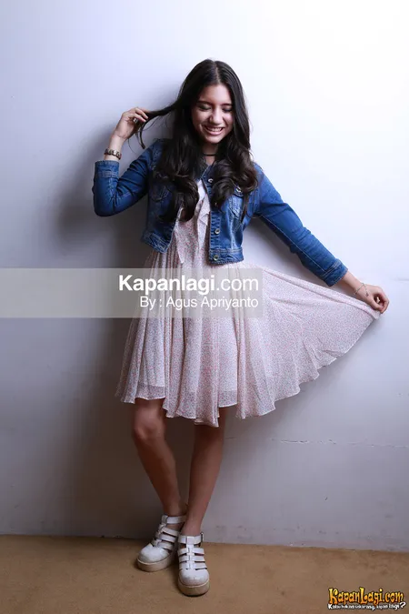 Foto Cassandra Sheryl Lee