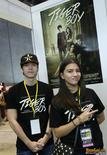 Foto Cassandra Sheryl Lee