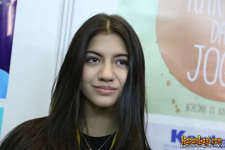 Foto Cassandra Sheryl Lee