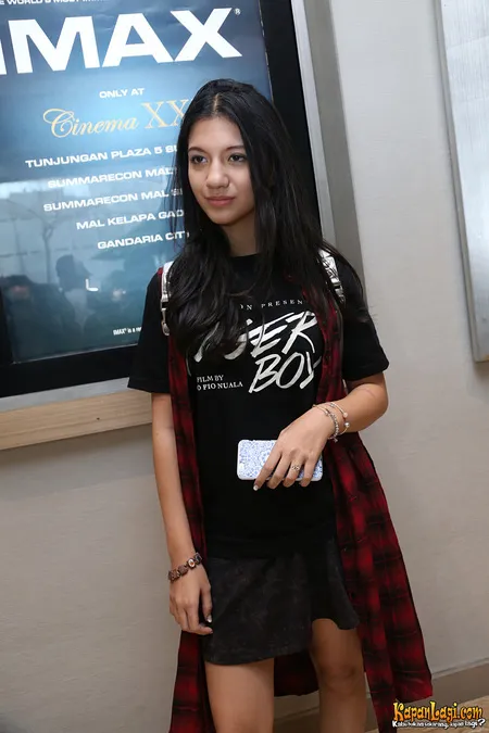 Foto Cassandra Sheryl Lee